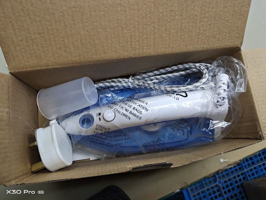 Mit dem LM-303 Dampfstahl bei 230 V erhalten Sie jedes Mal perfekt gepresste Kleidung